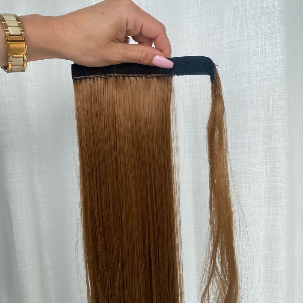 Ponytail extension